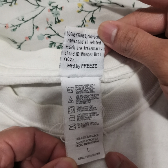 Vintage Tweety Bird Shirt - Picture 5 of 10